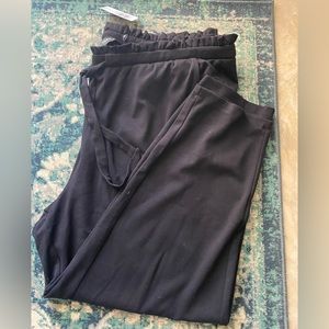 NWT Torrid slim taper tie front pant